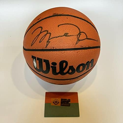 Майкъл Джордан се е Подписал на Баскетболна топка с Автограф от UDA Upper Deck COA - Баскетболни топки с автографи