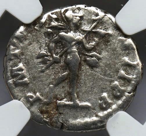 ТОВА 193-211 години, крумовград, Древен Императорски Рим Император Септимий Север Античната римска Сребърна монета Денарий е Много фина работа NGC